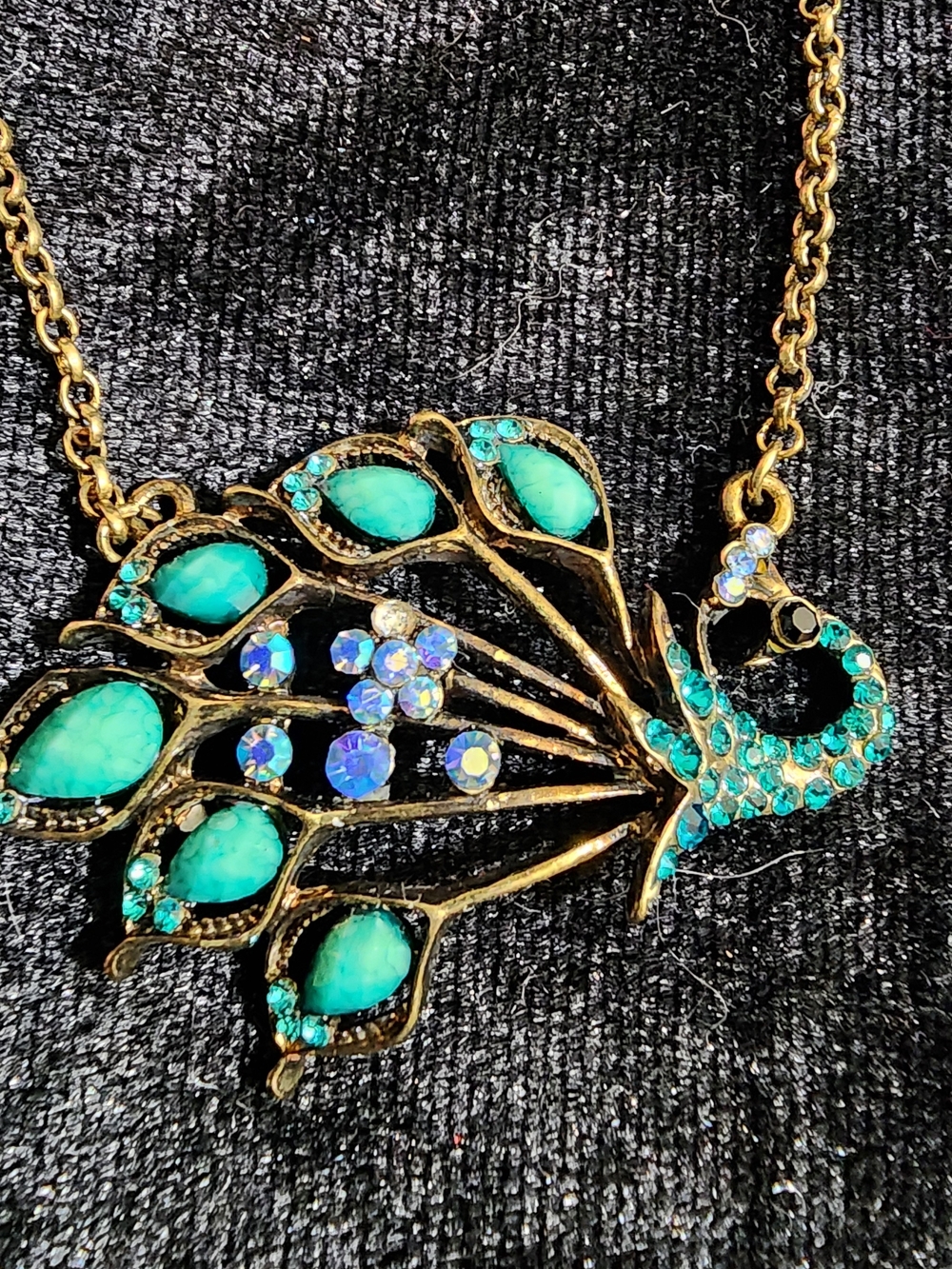 Emerald Peacock Pendant Necklace with Gold-Tone Chain - Picture 7 of 8